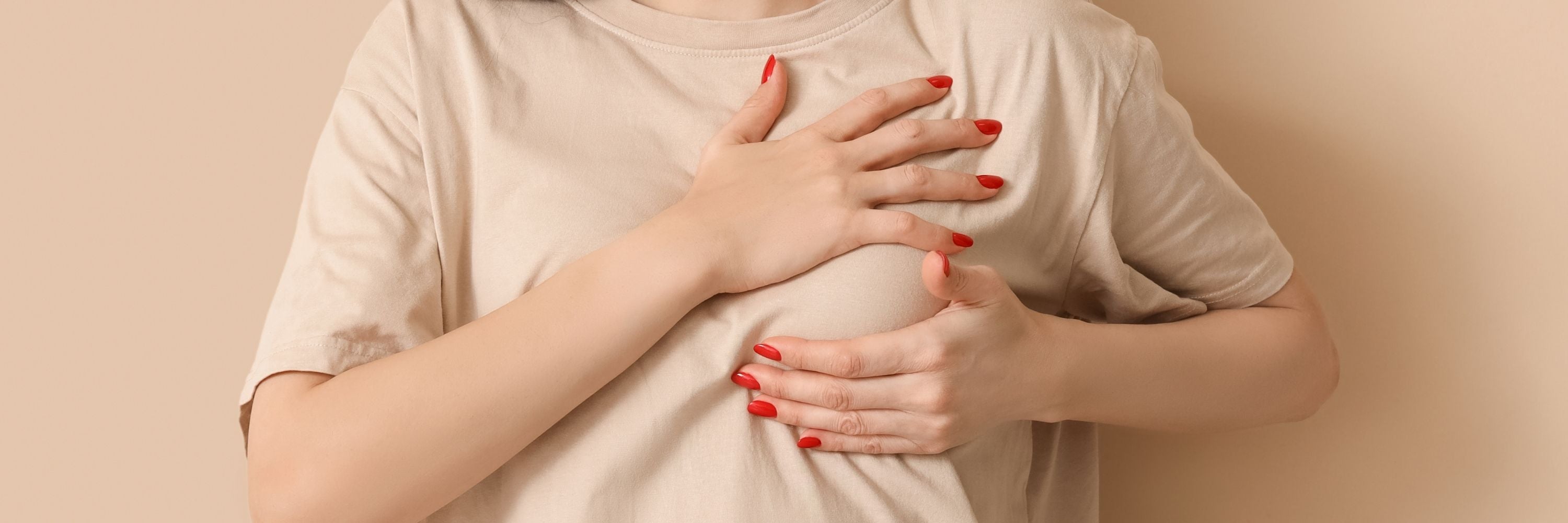 Tensions mammaires : causes hormonales et solutions naturelles